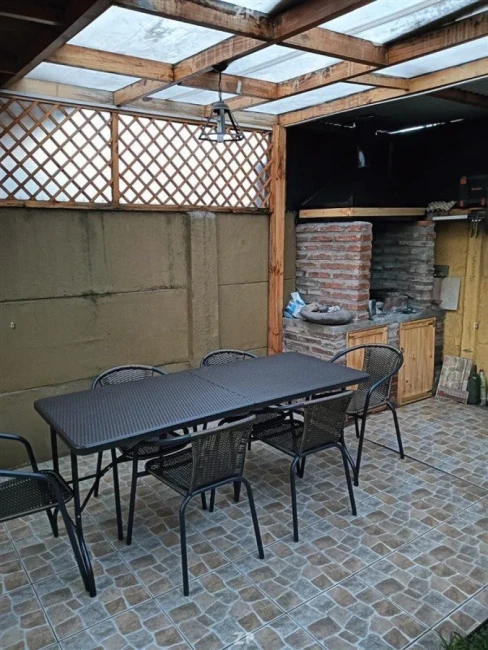 En venta encantadora casa de 2 Pisos en Curicó Villa