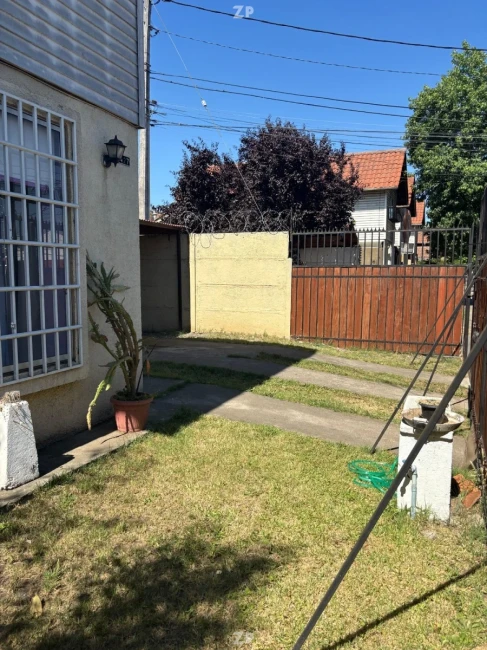 En venta casa aislada, esquina, en calle volcan llaima