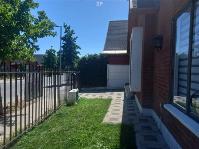 En venta espectacular propiedad en venta ubicada en Valle Lo Castillo