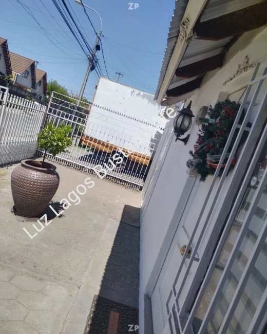 Se vende cómoda y linda casa en excelente sector de Curicó
