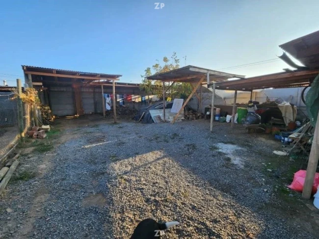 SE VENDE CASA EN SECTOR LOS NICHES