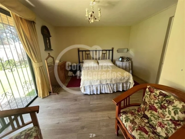 En venta casa con Parcela en Santa Cruz