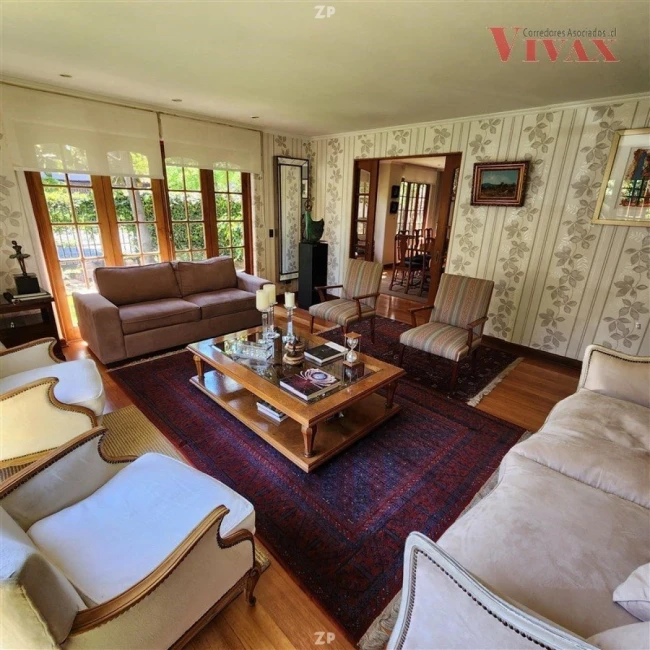 En venta Preciosa casa muy cerca de Av. España!!