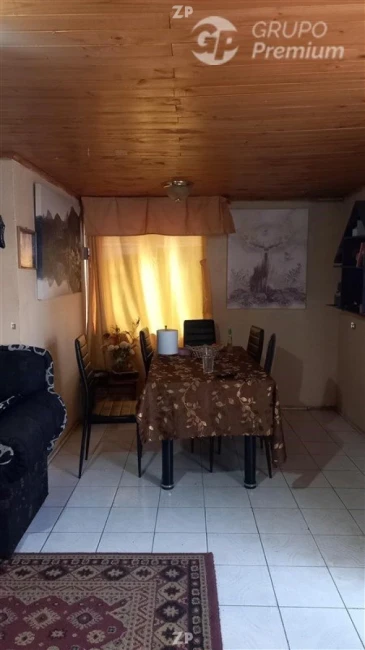 Amplia casa de 4 dormitorios y 1 baño en venta