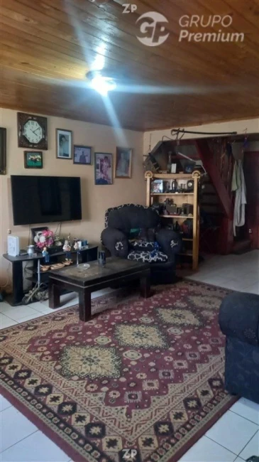 Amplia casa de 4 dormitorios y 1 baño en venta