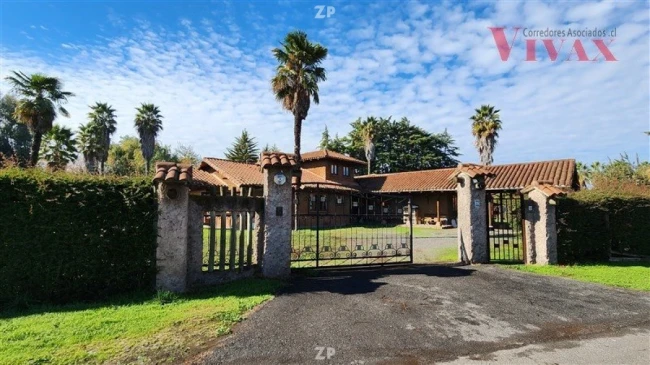 En venta Linda casa en inmejorable ubicación y condominio cerrado
