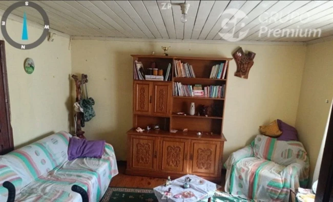 Se vende casa de 3 dormitorios ubicada en la comuna de Curicó