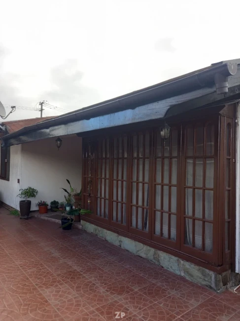 SE VENDE casa en condominio ubicado en calle Rengifo