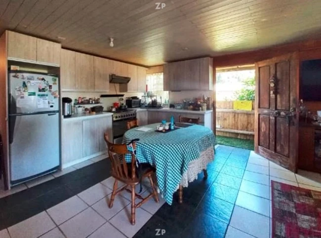 Se vende elegante y amplia propiedad regularizada