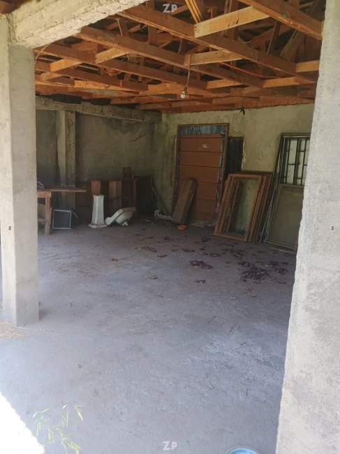 ¡SE VENDE CASA CON GRAN TERRENO EN EXCELENTE UBICACIÓN!