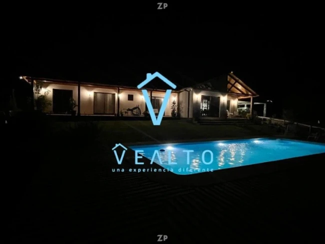 Se vende exclusiva parcela de 4.300 m ubicada en consolidado Condominio