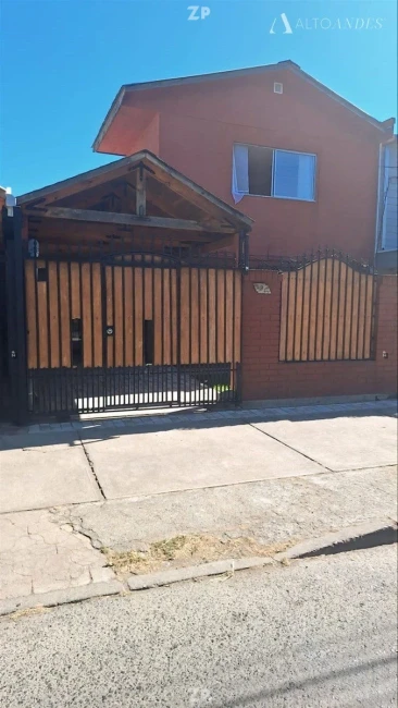 Se vende casa en Villa Pucará Excelente sector en crecimiento