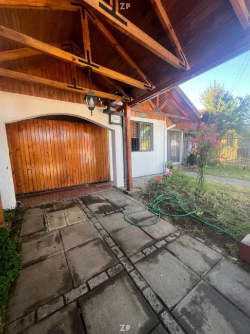 En venta casa en Villa Universitaria