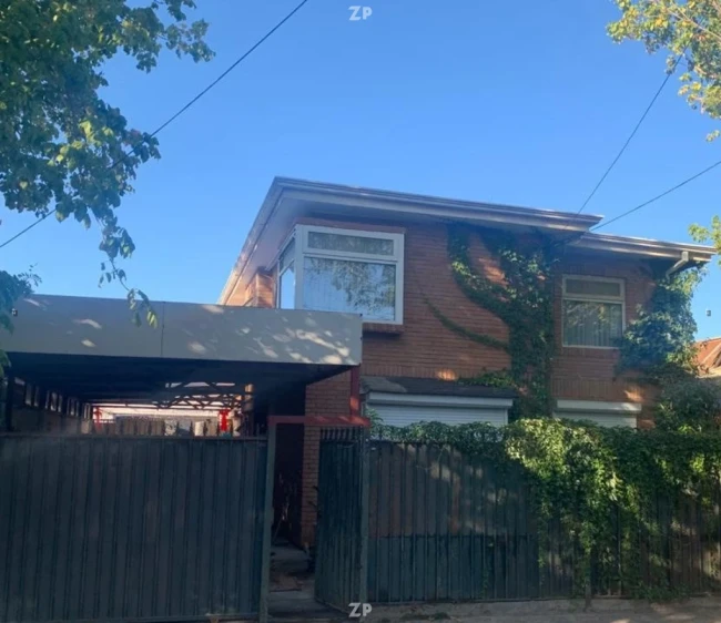 En venta Casa diseño de estilo Georgian en Villa las Carmenes