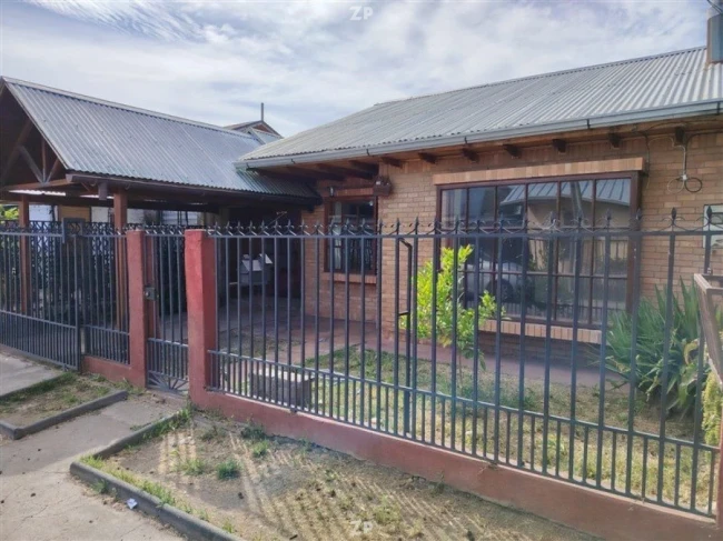 En venta hermosa casa de 3 dormitorios y 2 baños