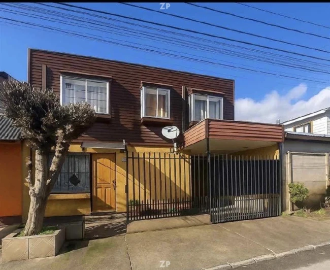 EN VENTA AMPLIA CASA EN VILLA DON MARCELO TALCA