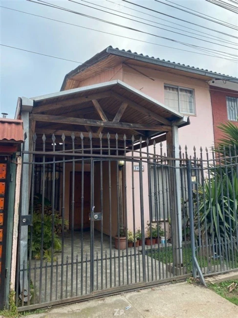 En Venta casa en Villa jardín del este