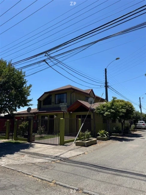 En venta casa en Villa Pucara