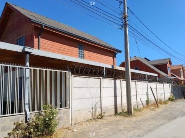En venta casa en Villa Bicentenario