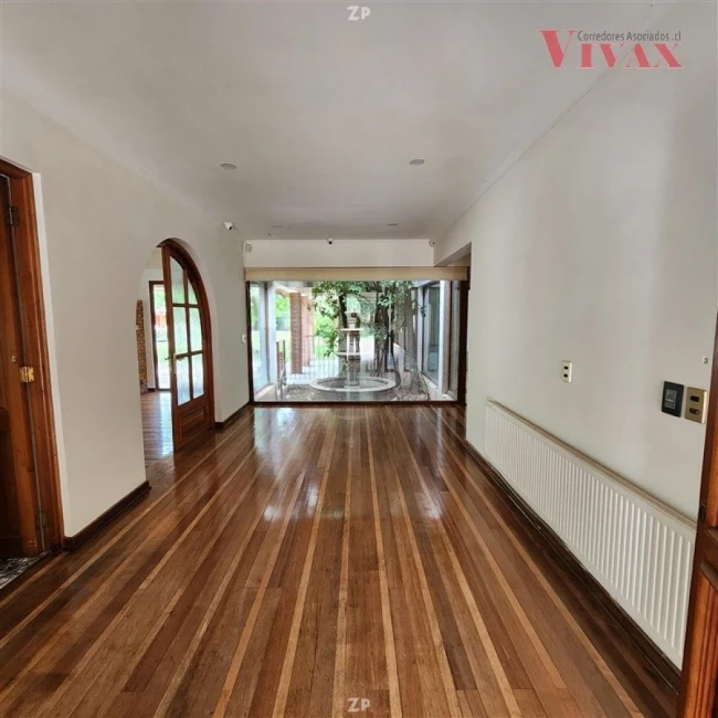 En venta Casa en Las Rastras de 680 m2