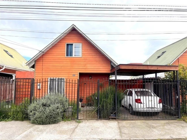 Hermosa casa en venta ubicada en Av. 1 Oriente