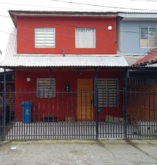 En venta casa en venta en Villa Los Cristales
