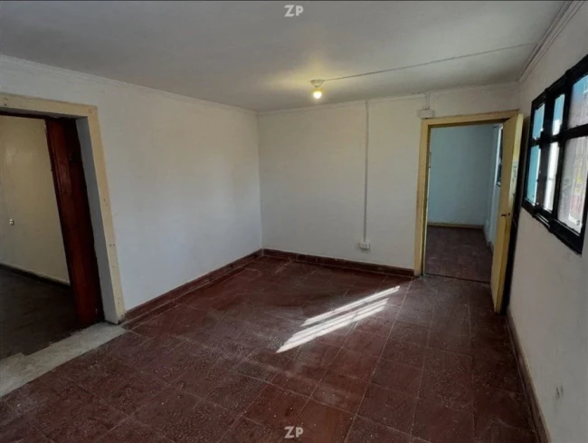 En venta amplia casa en sector aurora de chile