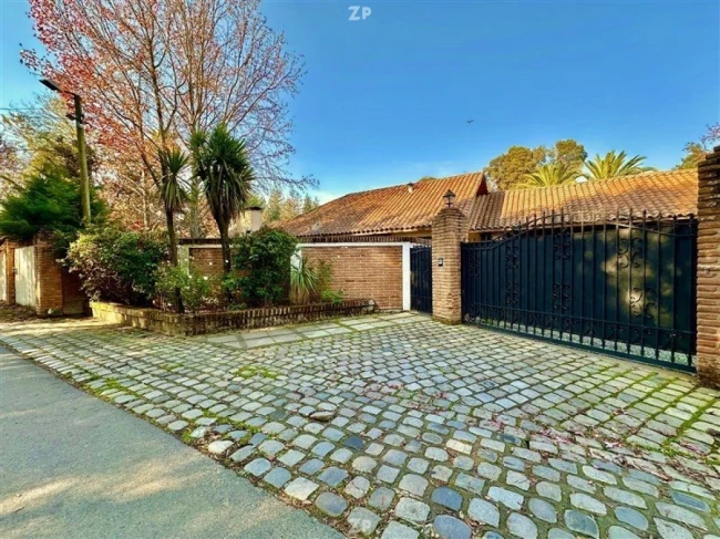 En venta acogedora casa en venta en la comuna de Talca