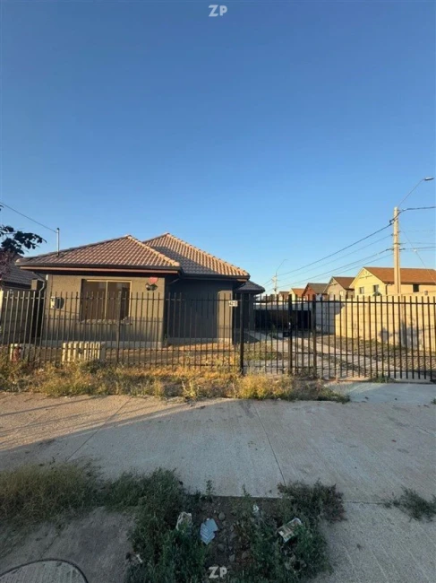 ESPECTACULAR CASA ESQUINA EN VENTA LAS RASTRAS