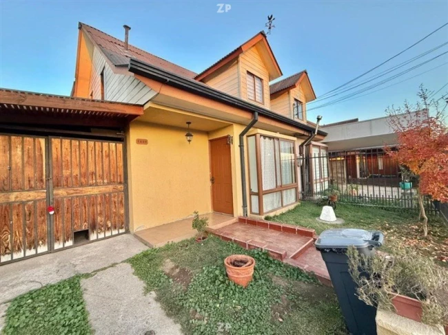 En venta Amplia propiedad ubicada en plena avenida principal