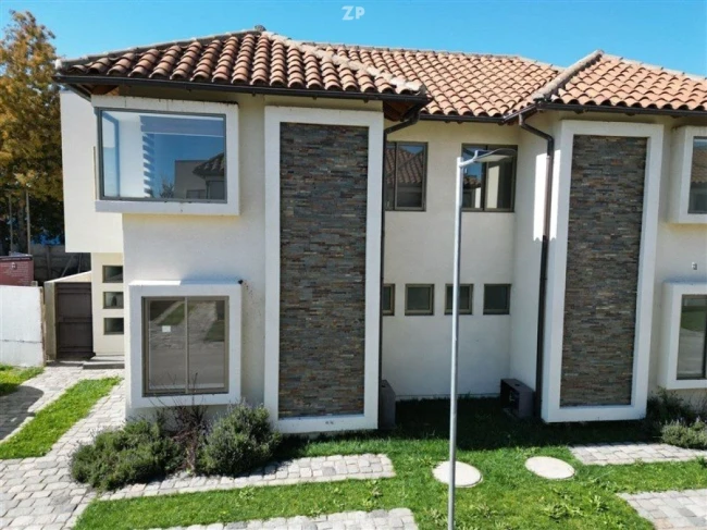 En venta Espectacular casa en Condominio Piedra Verde