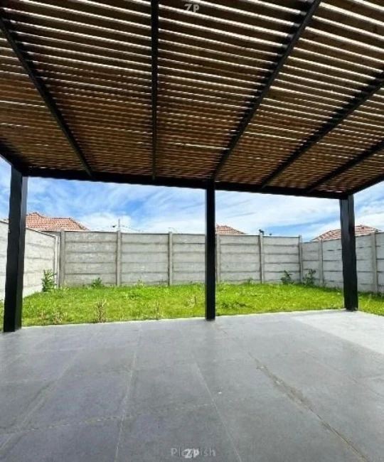 Estupenda casa en Venta en Condominio Hacienda Esmeralda