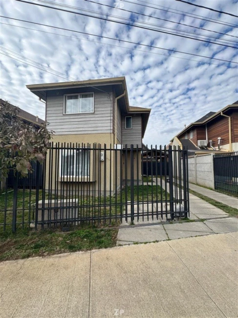 En venta Casa en Valles del Country, cercano a Colegio Las Rastras