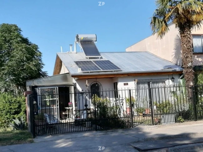 Se vende casa esquina muy bien ubicada en sector Sur Poniente