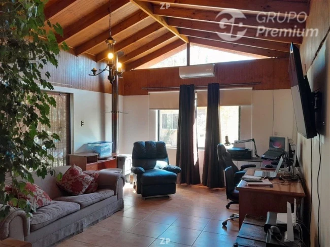 En venta espaciosa casa en San Miguel de Colín