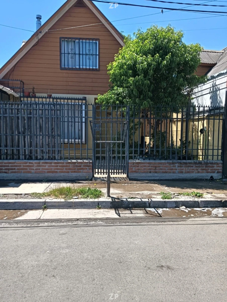 En venta hermosa y amplia casa de dos pisos en Linares 954852039