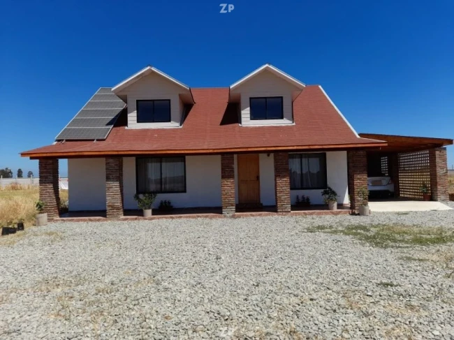 En venta casa de Dos Pisos, en Parcela de 5.800