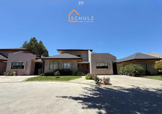 En venta impresionante casa situada en la prestigiosa zona de Las Rastras
