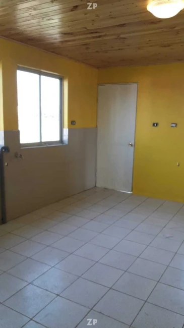 Casa en venta con 4 dormitorios, 2 baños y amplios espacios