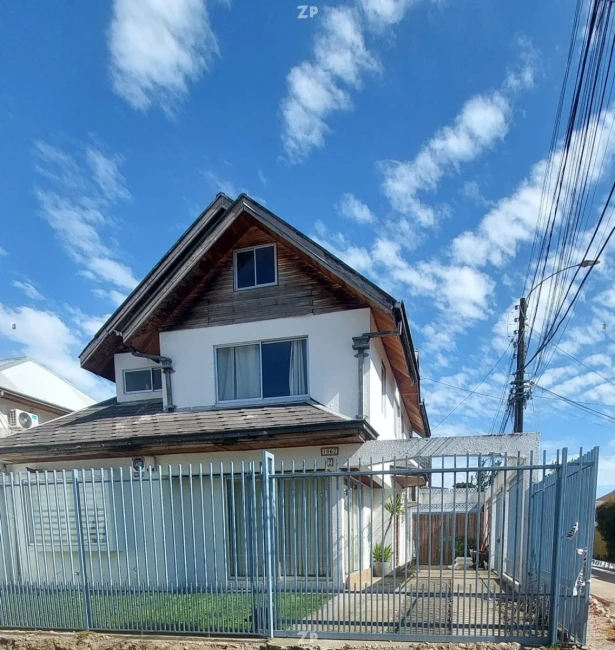 Hermosa casa en venta en Linares!