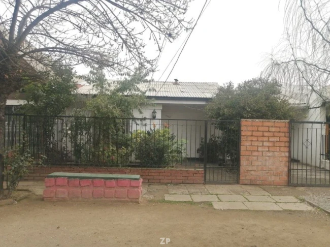 Espaciosa casa en venta ubicada en Avda, Brasil