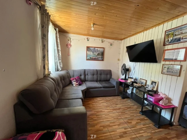 Se vende propiedad destaca por su buena distribución interior