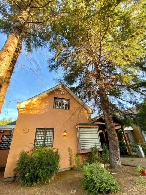 Descubre la casa de tus sueños en el corazón de Chillán!