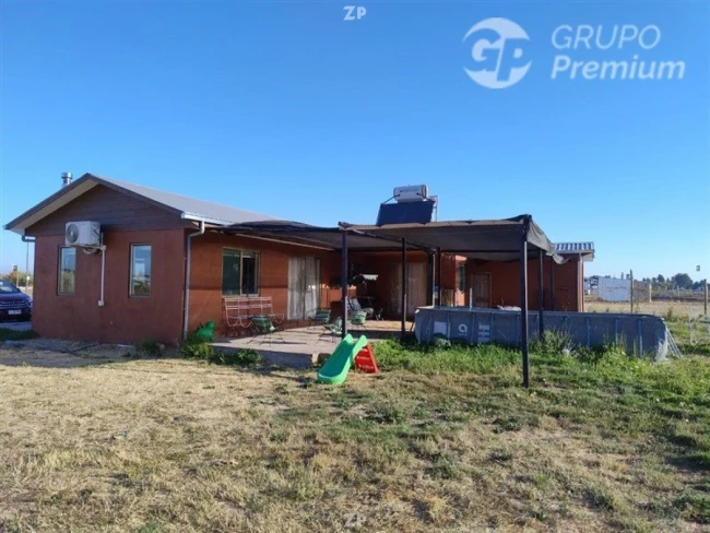En venta encantadora casa en Camino a las mariposas