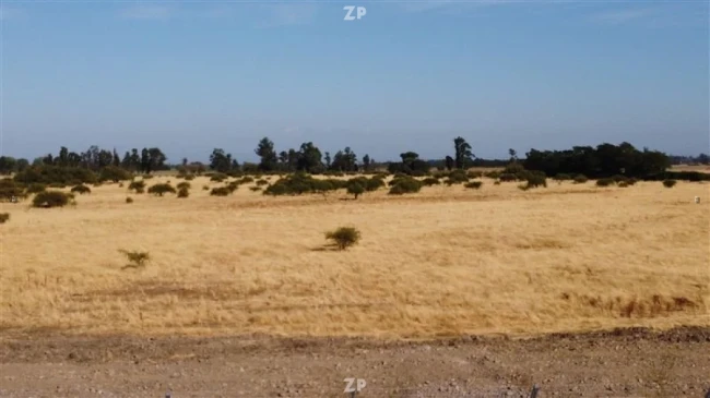 Se vende impresionante casa en parcela ubicada en el Km 7 camino