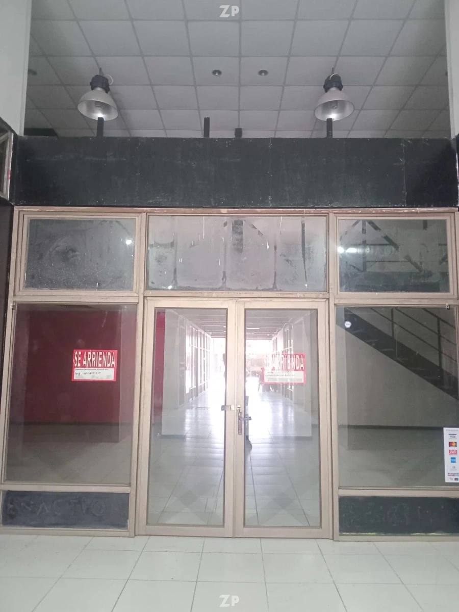 Amplio local comercial para arriendo en Talagante 