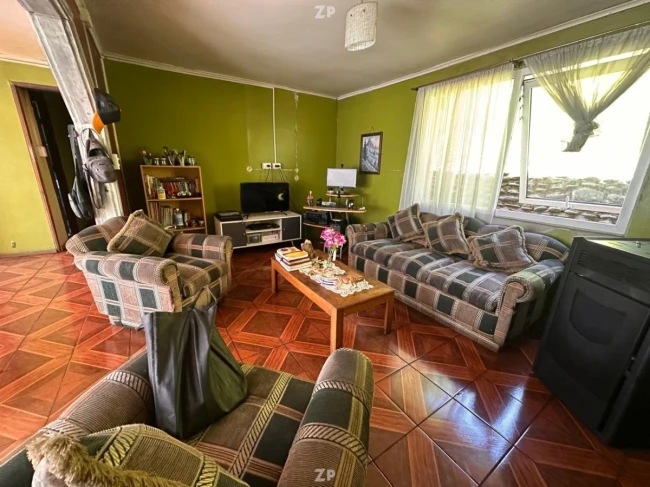 VENDO TERRENO CON CASA 