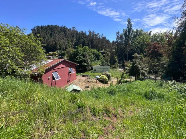 VENDO TERRENO CON CASA 