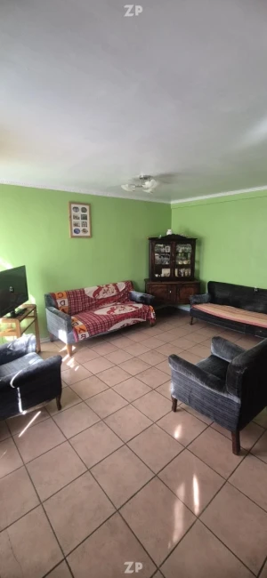 Excelente casa con Giro Comercial