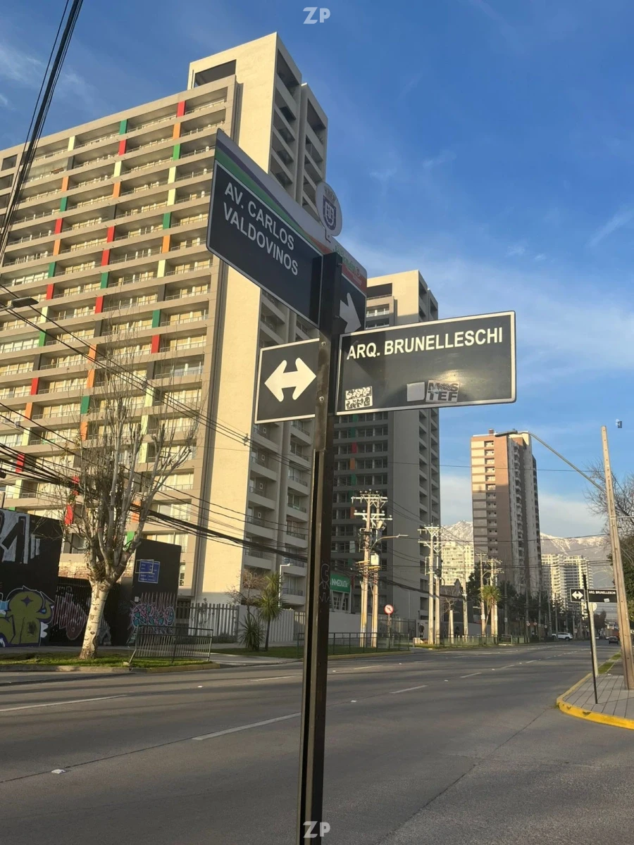Casa en San Joaquín, sólida de 2 pisos, 3D 1B, estacionamiento, excelente ubicac